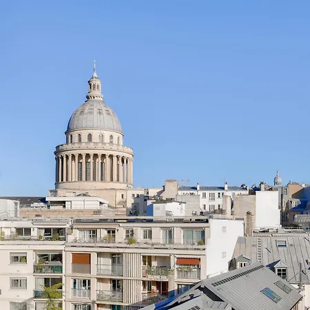 Quiet & Bright Studio-prime Loc-pantheon 05 * Parigi